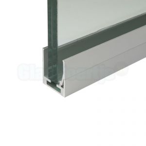 Klikprofiel 13DFKLIK, 30x25x30 mm, geanodiseerd aluminium (6 meter)