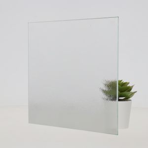 Gehard chinchilla blank 4 mm figuurglas 