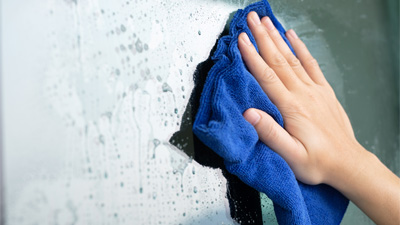 Glass cleaner